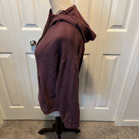 Knix size M soft cozy Women's Burgundy Hoodie Sweater - Picture 7 of 15
